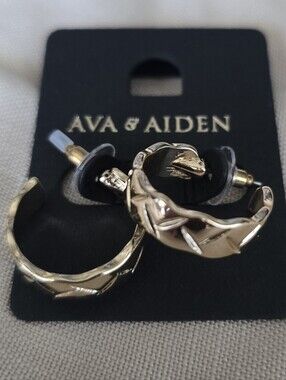 AVA & AIDEN Gold Twisted Hoop Earrings